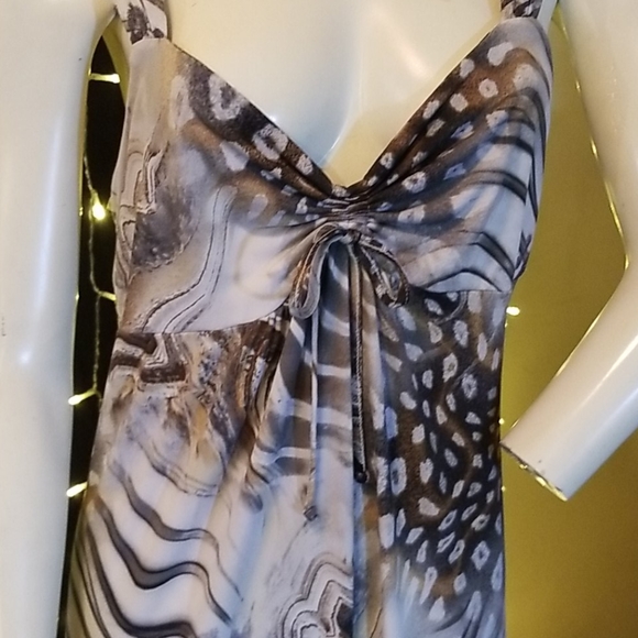 Dress - Picture 2 of 5